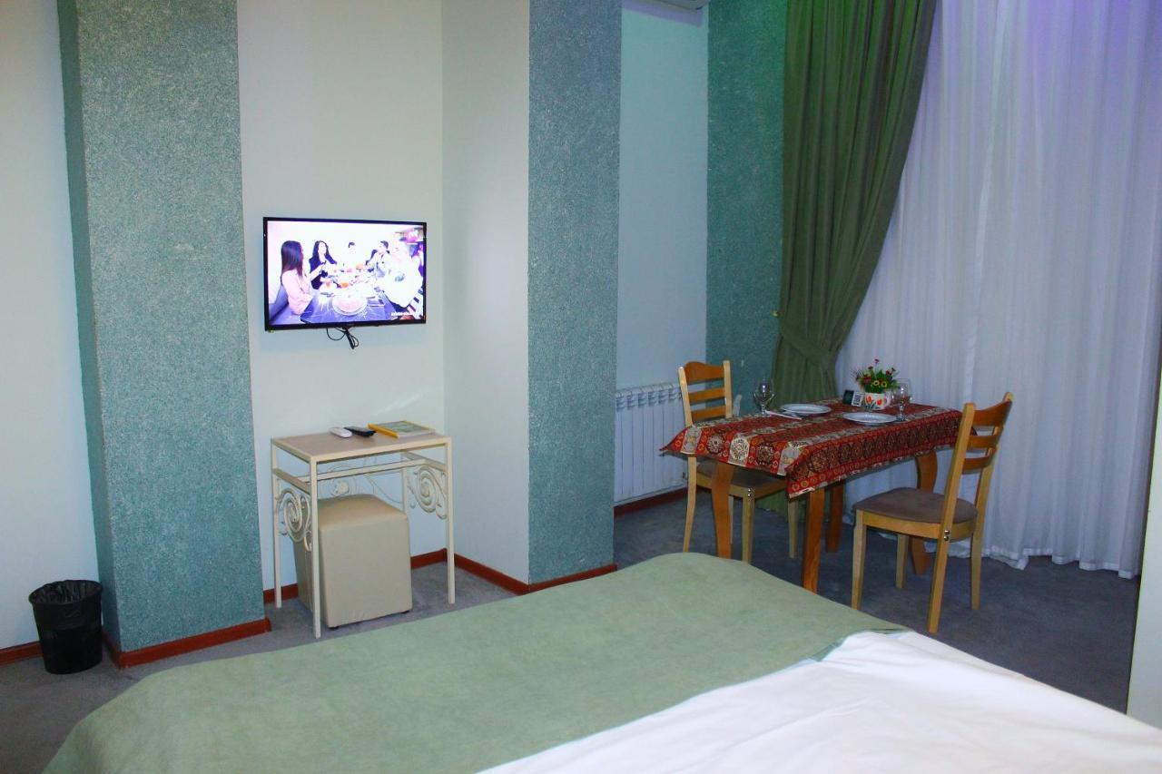 Antique Palace Baku Hotel エクステリア 写真