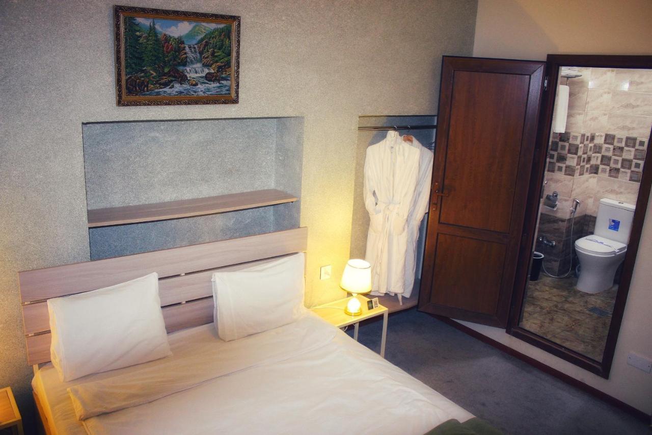 Antique Palace Baku Hotel エクステリア 写真